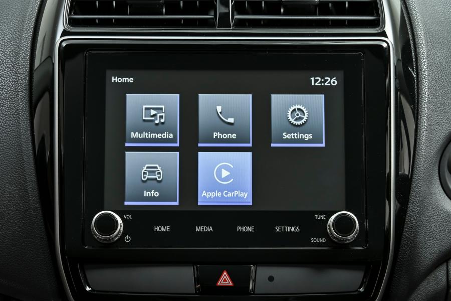 Детали интерьера Mitsubishi ASX 2020 года  (ZA) (фото 4 из 20)